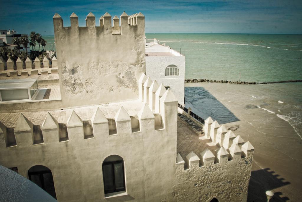 Hotel La Espanola Chipiona Bagian luar foto