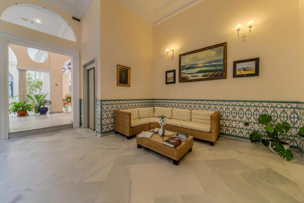 Hotel La Espanola Chipiona Bagian luar foto