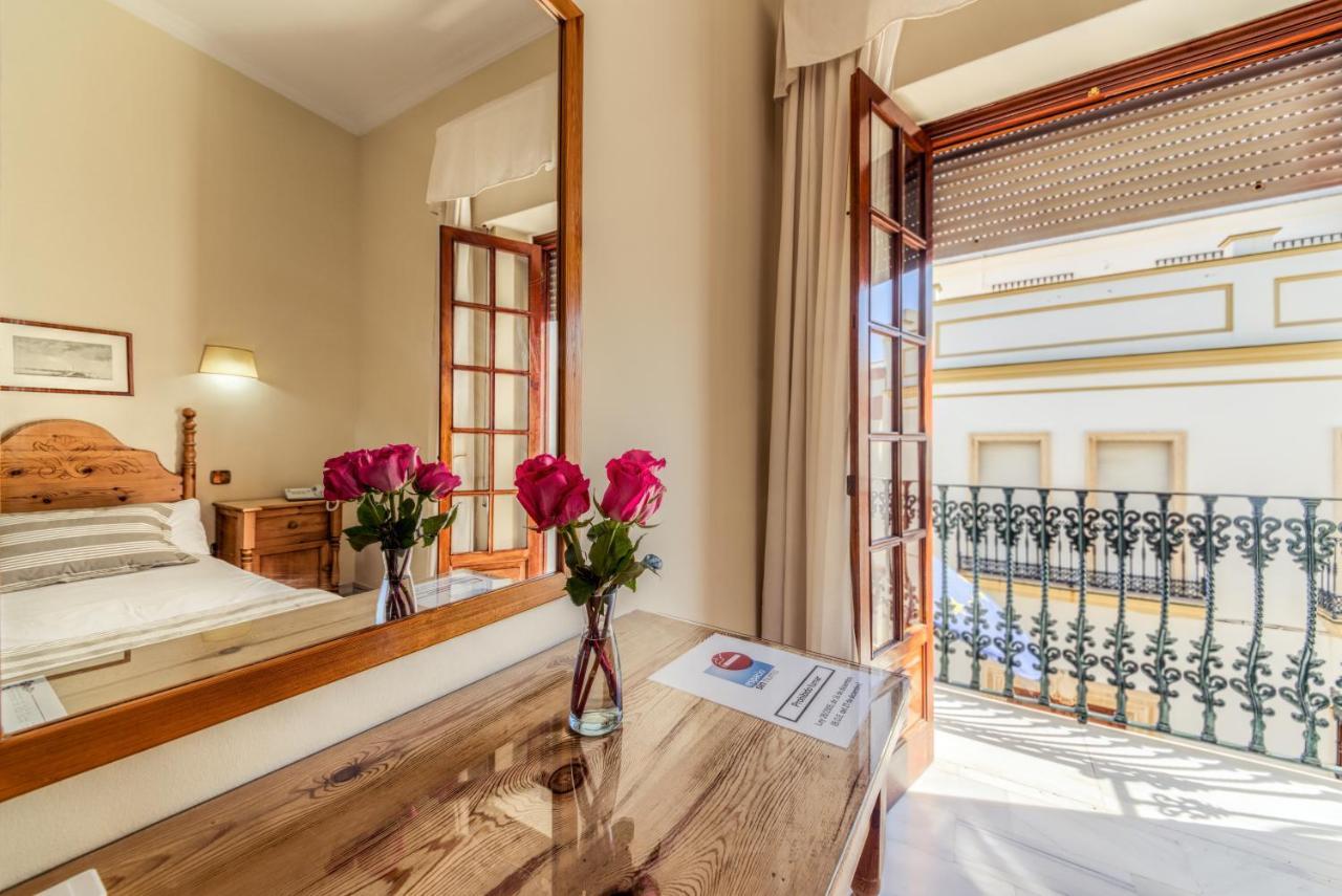 Hotel La Espanola Chipiona Bagian luar foto