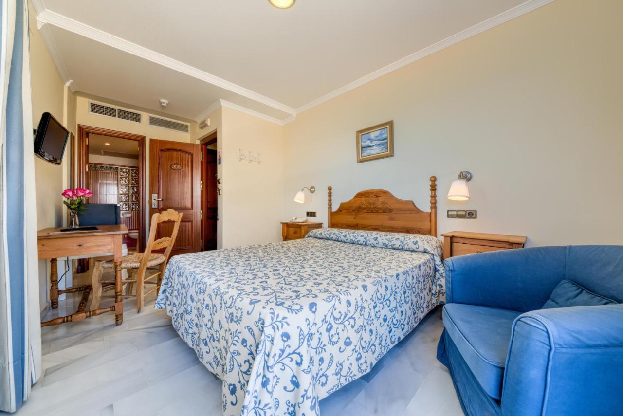 Hotel La Espanola Chipiona Bagian luar foto