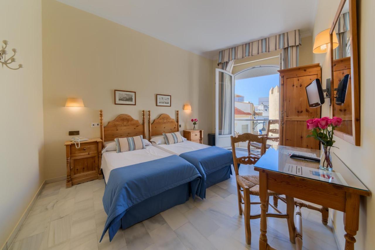Hotel La Espanola Chipiona Bagian luar foto